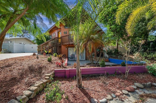 1261 12TH COURT SW, Largo, FL 33770