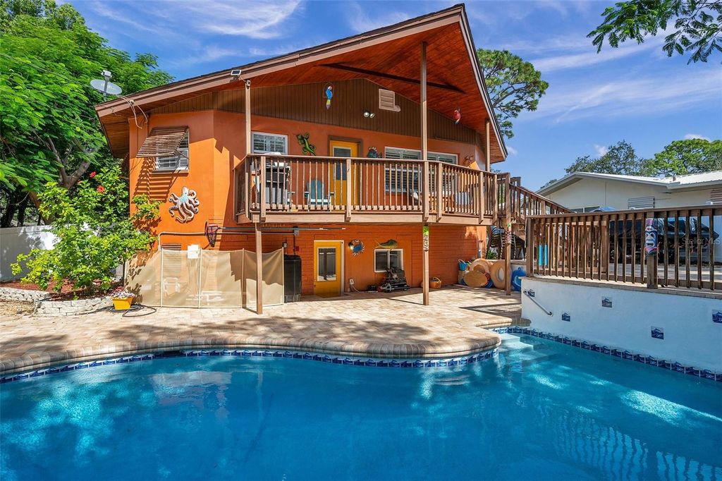 1261 12TH COURT SW, Largo, FL 33770