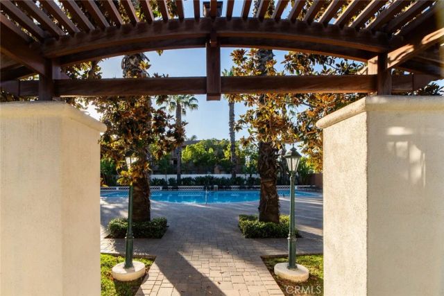2813 Player Lane, Tustin, CA 92782