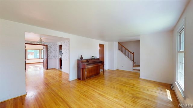44 Greenfield Drive, Tonawanda, NY 14150