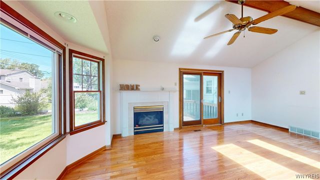 44 Greenfield Drive, Tonawanda, NY 14150
