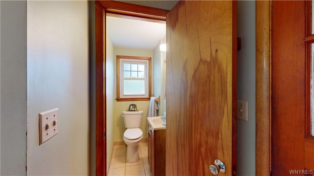 44 Greenfield Drive, Tonawanda, NY 14150