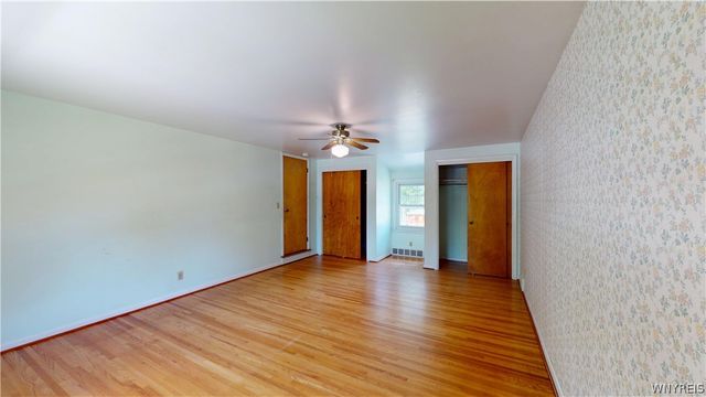 44 Greenfield Drive, Tonawanda, NY 14150