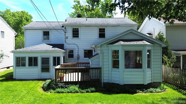 44 Greenfield Drive, Tonawanda, NY 14150