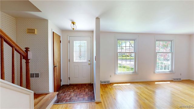 44 Greenfield Drive, Tonawanda, NY 14150