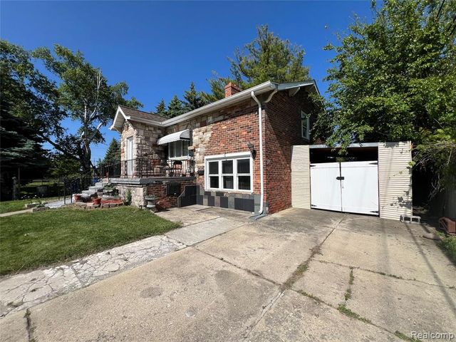 24932 Marigold Avenue, Warren, MI 48089