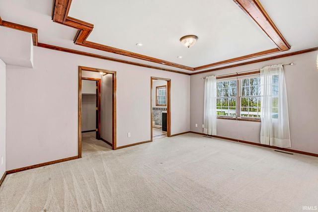 2239 Topswood Lane, South Bend, IN 46614