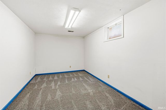 2239 Topswood Lane, South Bend, IN 46614