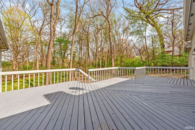 2239 Topswood Lane, South Bend, IN 46614