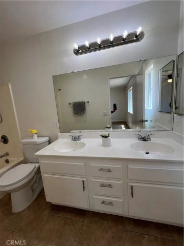 14914 Binford Avenue, Adelanto, CA 92301