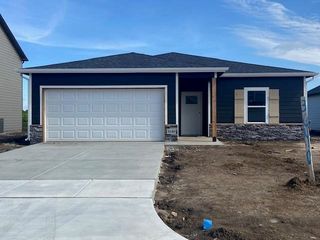 3640 E Hollandale St, Derby, KS 67037