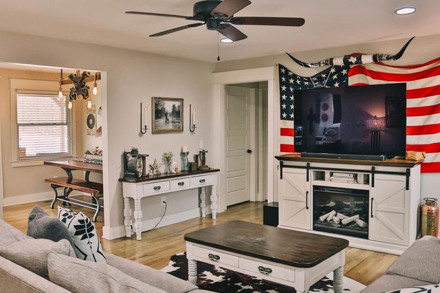 1660 Leatherwood Rd, White Bluff, TN 37187