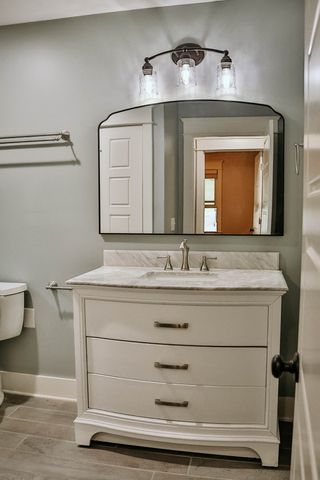 1660 Leatherwood Rd, White Bluff, TN 37187