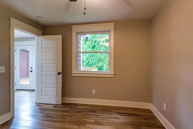1660 Leatherwood Rd, White Bluff, TN 37187