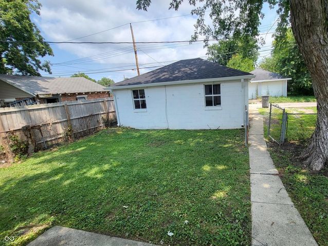 1527 N Chester Avenue, Indianapolis, IN 46201