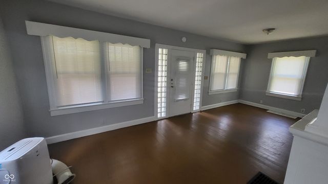 1527 N Chester Avenue, Indianapolis, IN 46201