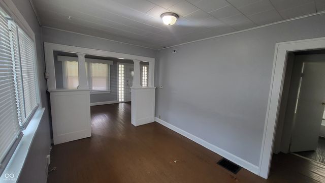 1527 N Chester Avenue, Indianapolis, IN 46201