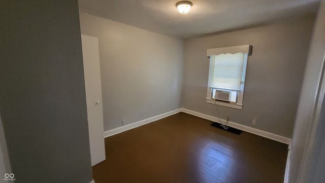 1527 N Chester Avenue, Indianapolis, IN 46201