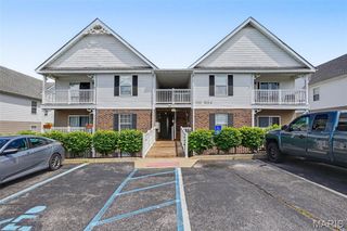 1121 Saravalle Drive, St Peters, MO 63376