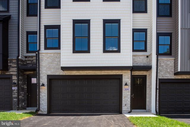 356 EVERMORE LN, Stafford, VA 22554