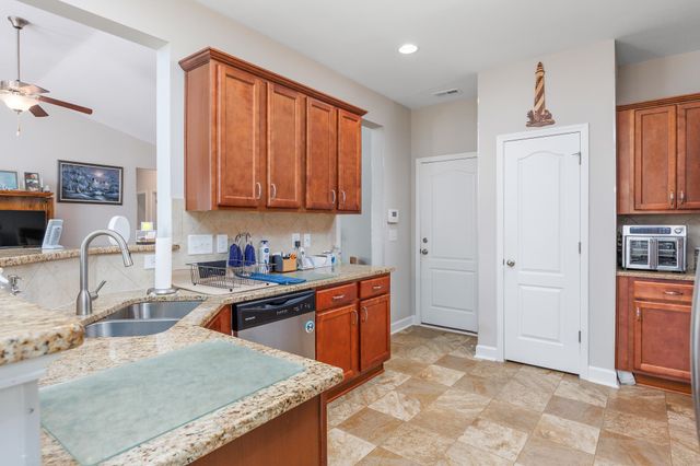 840 Derbyshire Ct., Conway, SC 29526