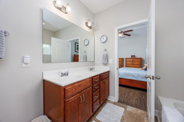 840 Derbyshire Ct., Conway, SC 29526