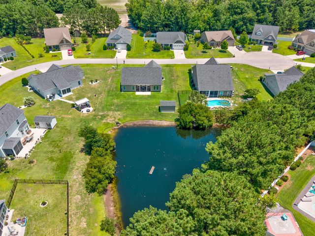 840 Derbyshire Ct., Conway, SC 29526