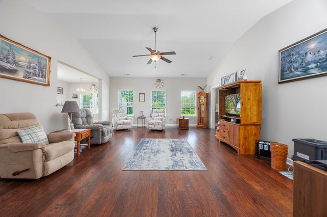 840 Derbyshire Ct., Conway, SC 29526
