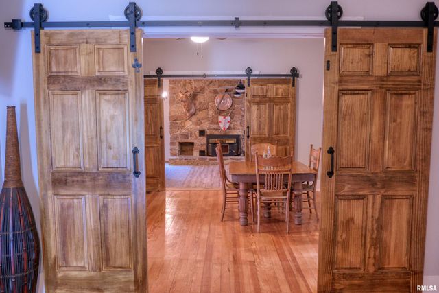 2036 SPRUCE Street, Murphysboro, IL 62966