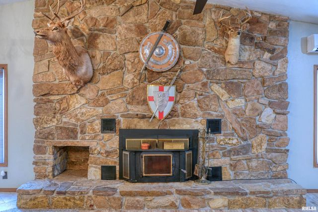 2036 SPRUCE Street, Murphysboro, IL 62966