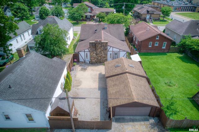 2036 SPRUCE Street, Murphysboro, IL 62966