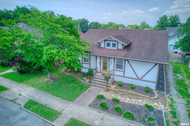 2036 SPRUCE Street, Murphysboro, IL 62966