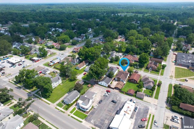 2036 SPRUCE Street, Murphysboro, IL 62966