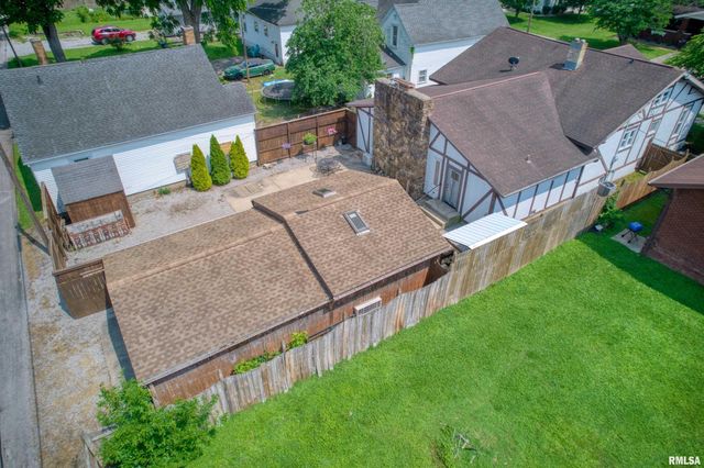 2036 SPRUCE Street, Murphysboro, IL 62966