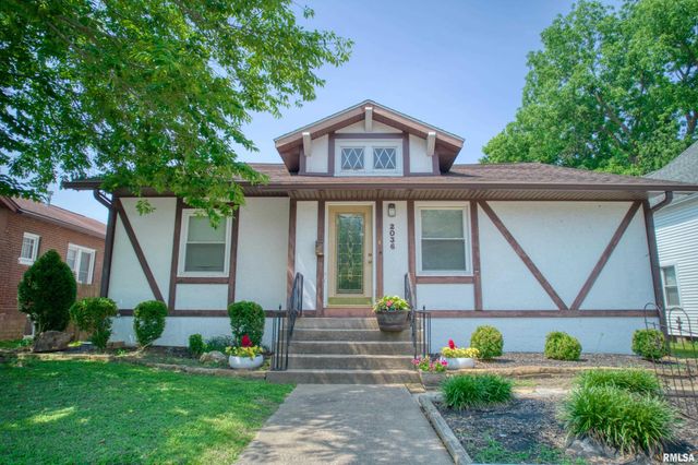 2036 SPRUCE Street, Murphysboro, IL 62966