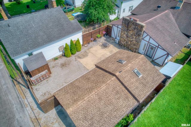 2036 SPRUCE Street, Murphysboro, IL 62966