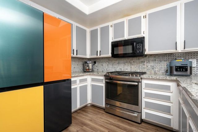 15609 Maturin Dr, San Diego, CA 92127