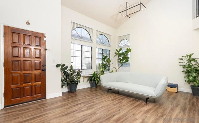15609 Maturin Dr, San Diego, CA 92127
