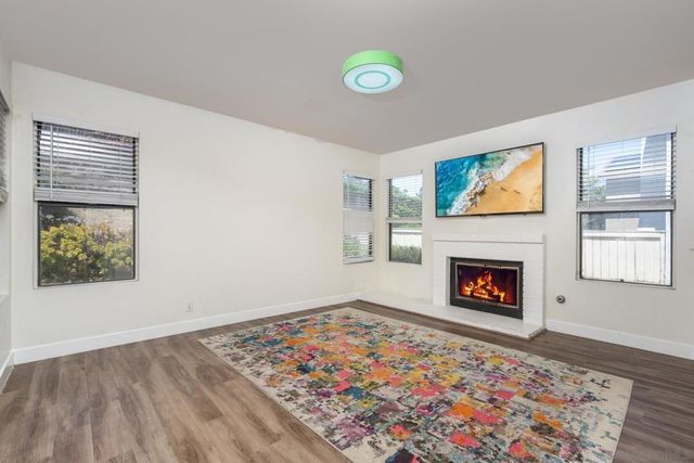 15609 Maturin Dr, San Diego, CA 92127