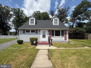 2 STEVENS RD, Glen Burnie, MD 21060