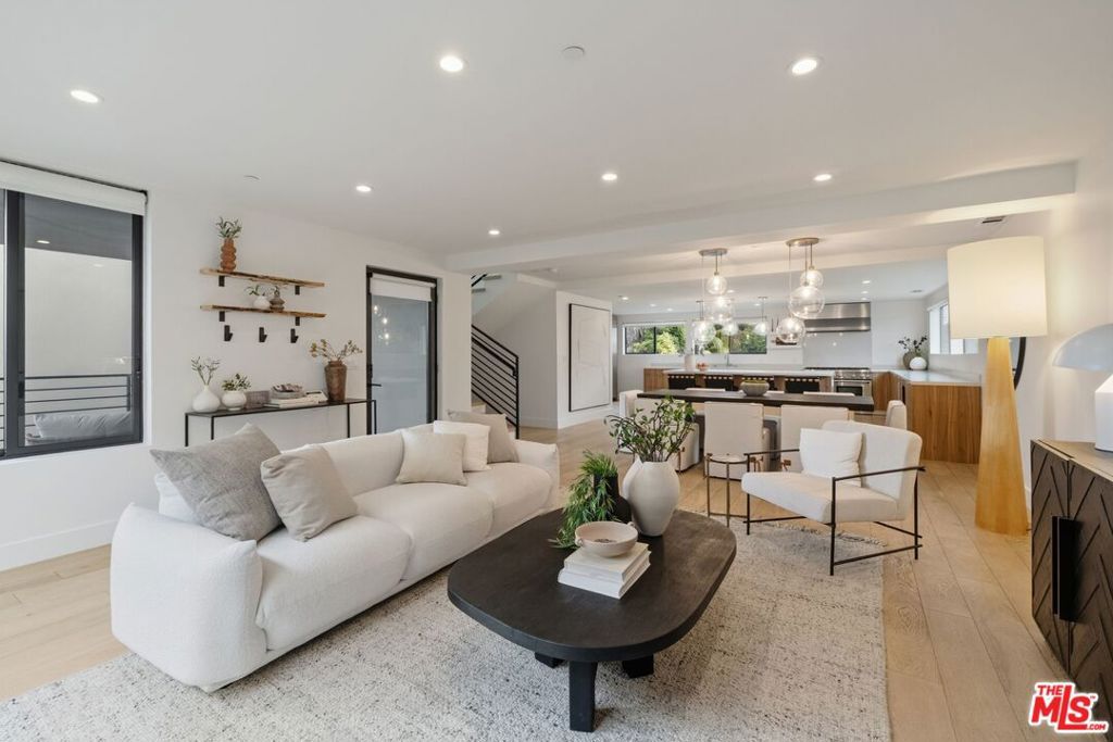 663 Vernon Avenue, Venice, CA 90291 — exterior