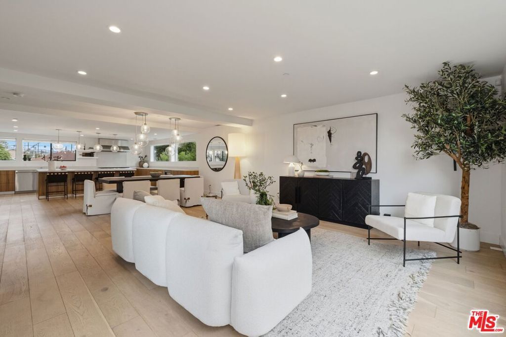 663 Vernon Avenue, Venice, CA 90291 — photo 2