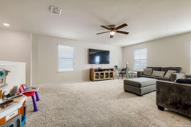 6907 Ashcat, Converse, TX 78109