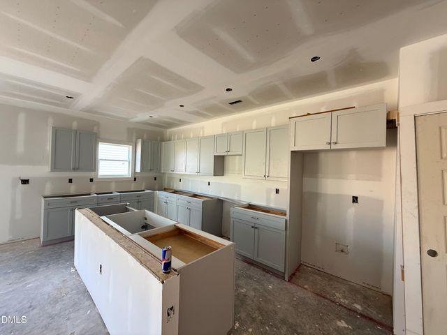 139 Grinnell Loop, Sanford, NC 27332