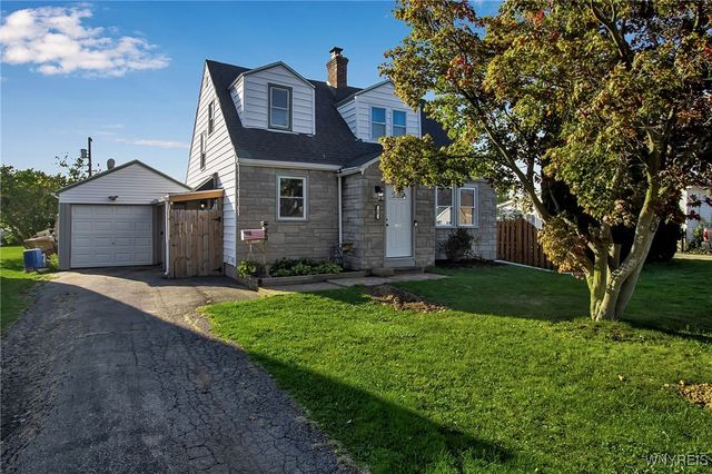 90 Mildred Drive, Cheektowaga, NY 14225