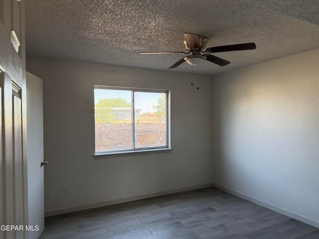 8507 ALAMEDA Avenue 8, El Paso, TX 79907