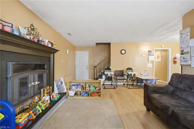 705 Prospect CT, Virginia Beach, VA 23462