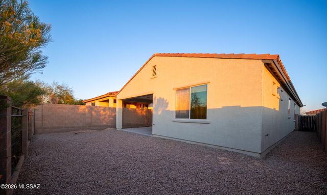 12159 N Golden Mirror Drive, Marana, AZ 85658