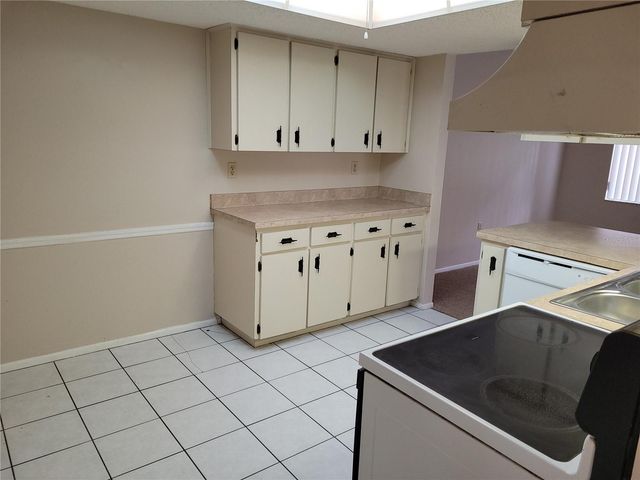 506 MISTLETOE COURT B, Safety Harbor, FL 34695