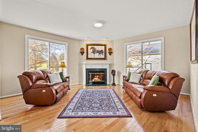 38607 MILLSTONE, Hillsboro, VA 20132